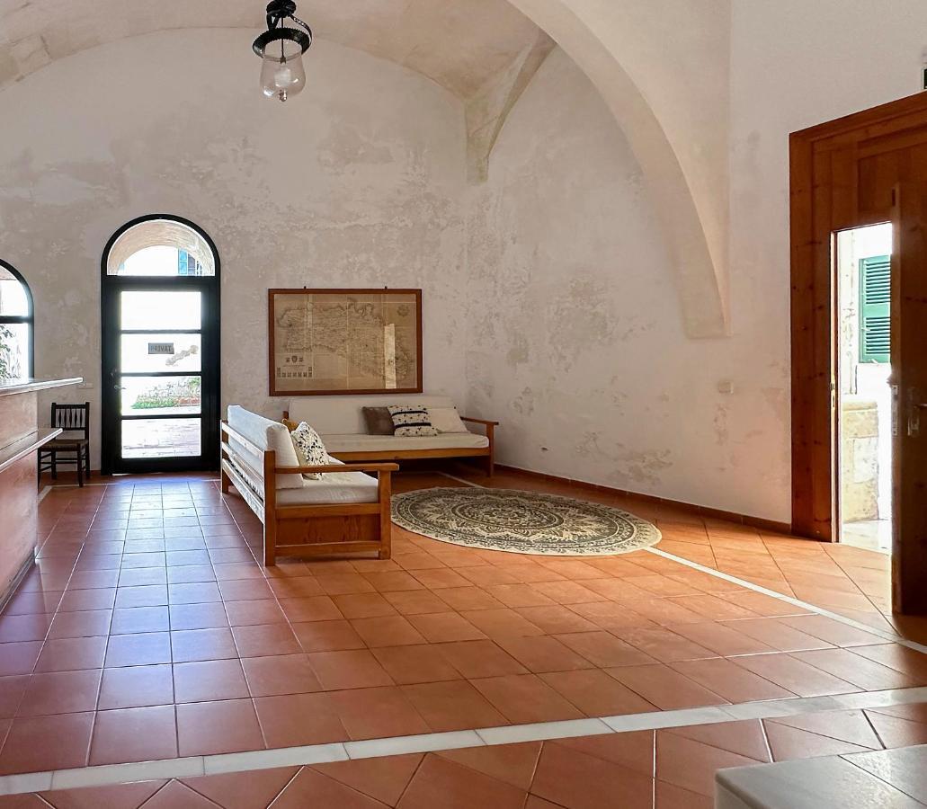 Grupoandria El Claustre De Ciutadella - Hospederia Hostel Екстериор снимка