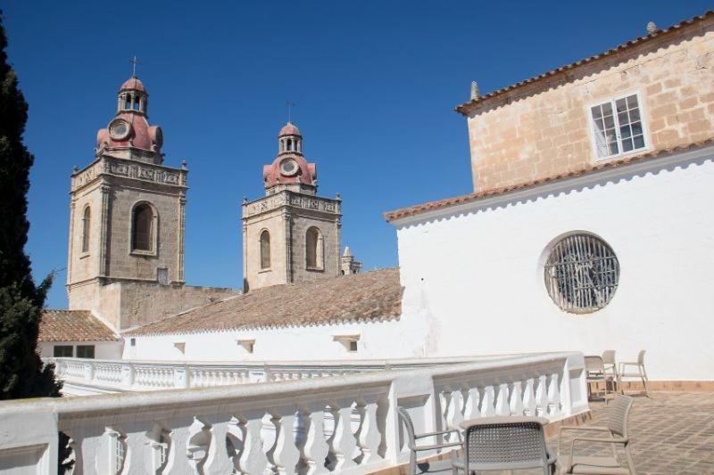 Grupoandria El Claustre De Ciutadella - Hospederia Hostel Екстериор снимка