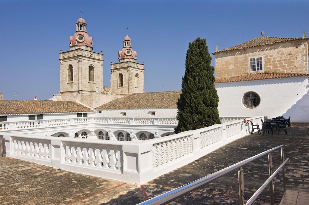 Grupoandria El Claustre De Ciutadella - Hospederia Hostel Екстериор снимка